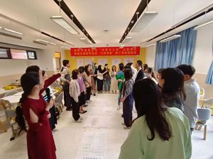 文章附图